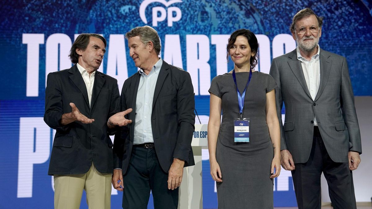 Aznar, Feijóo, Ayuso y Rajoy, en el cierre del Congreso Nacional del PP.