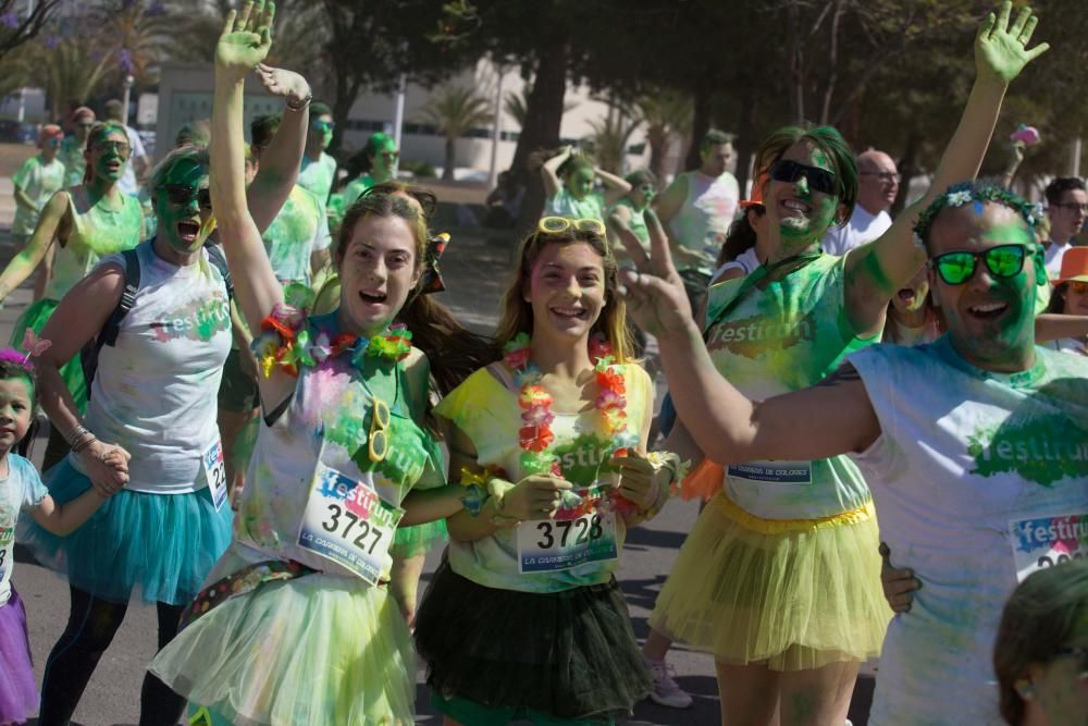 La primera edición de «FestiRun» combina deporte y diversión en una carrera que logró reunir a multitud de personas