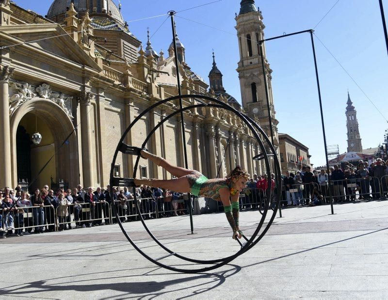 Circo italiano en la Plaza del Pilar