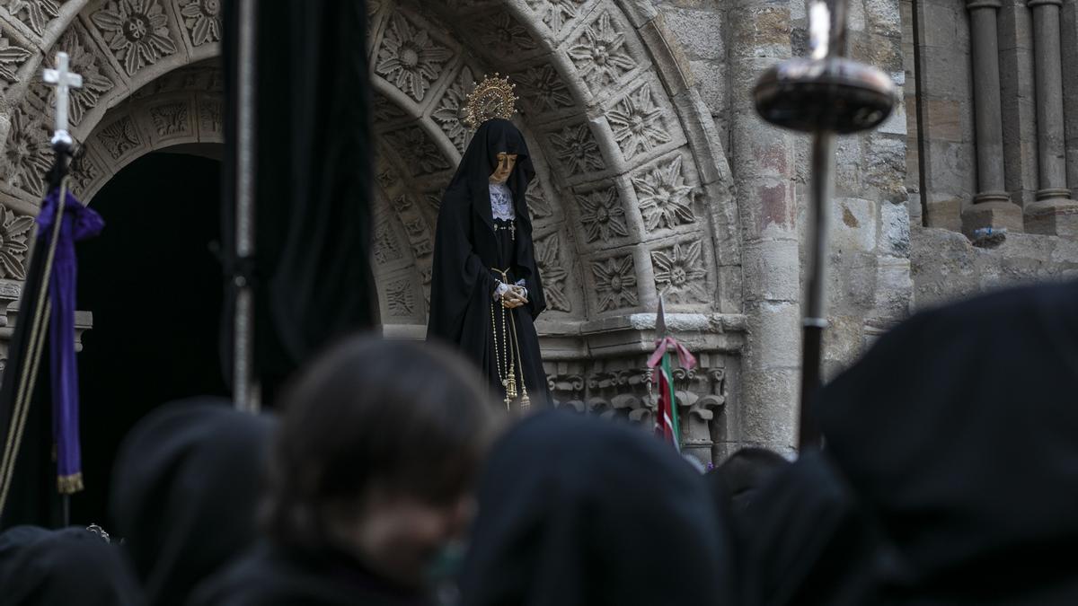 Virgen de la Soledad de la Semana Santa de Zamora.