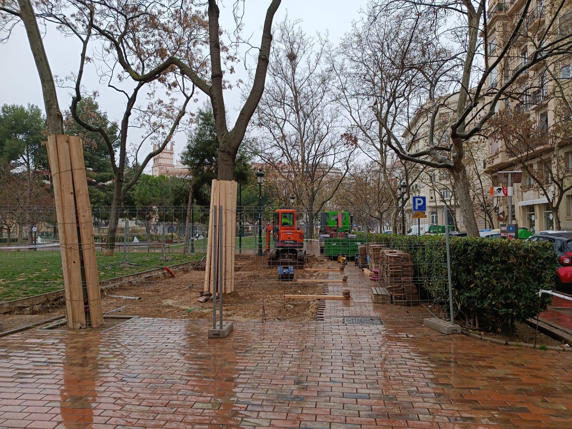 La Plaza de los Sitios de Zaragoza tras la demolición de su kiosco