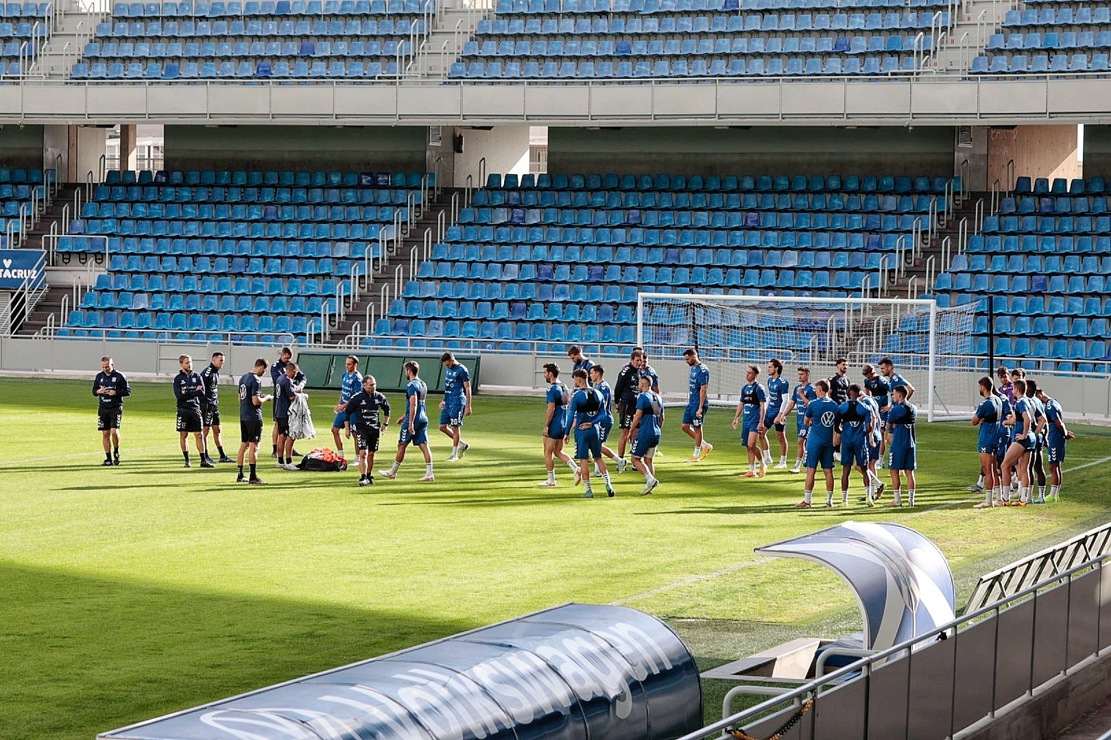 Entrenamiento del CD Tenerife antes del derbi canario