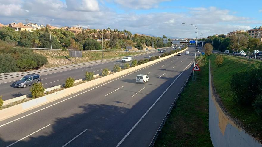 El presidente del Consell asegura que aumentar la velocidad en la Vía de Cintura reduce la contaminación