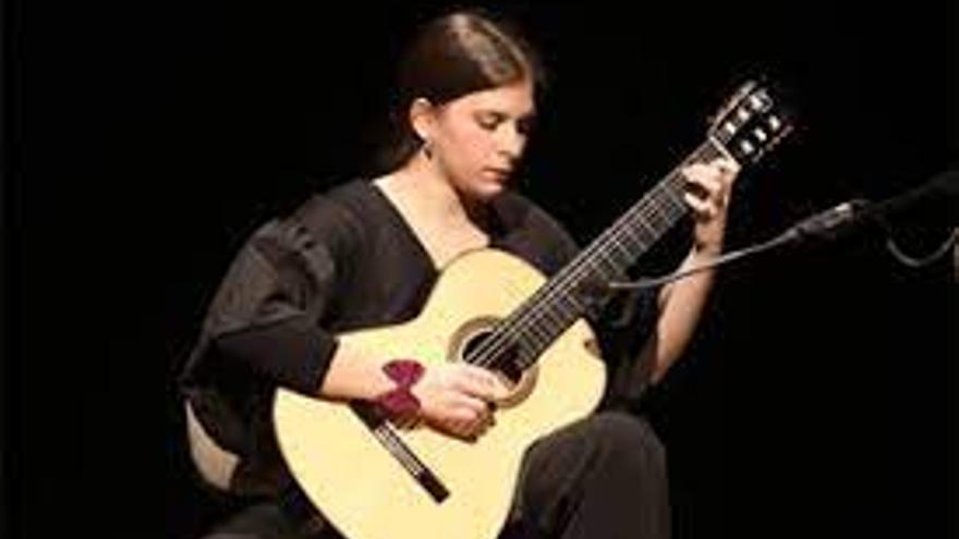 La guitarrista Lucía Padilla.