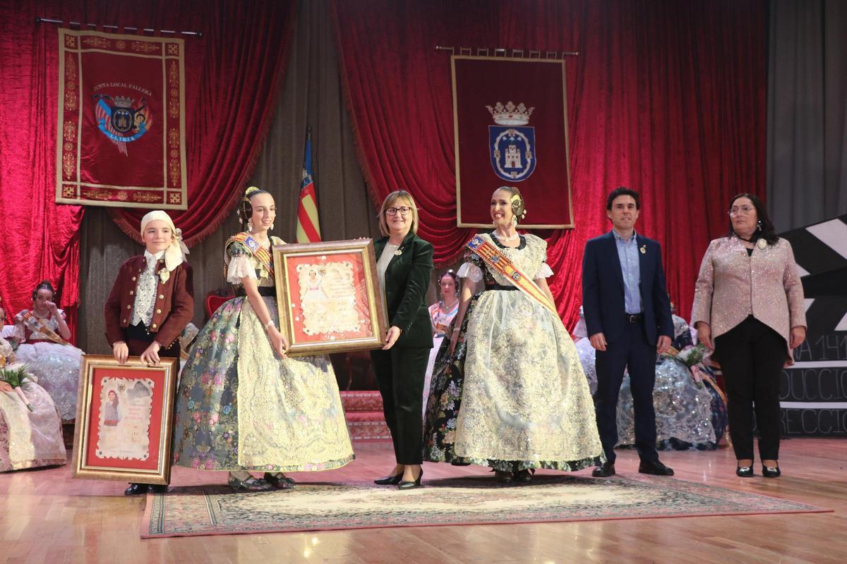 Arantxa, Marta y Cesc, representantes falleros de Llíria 2025