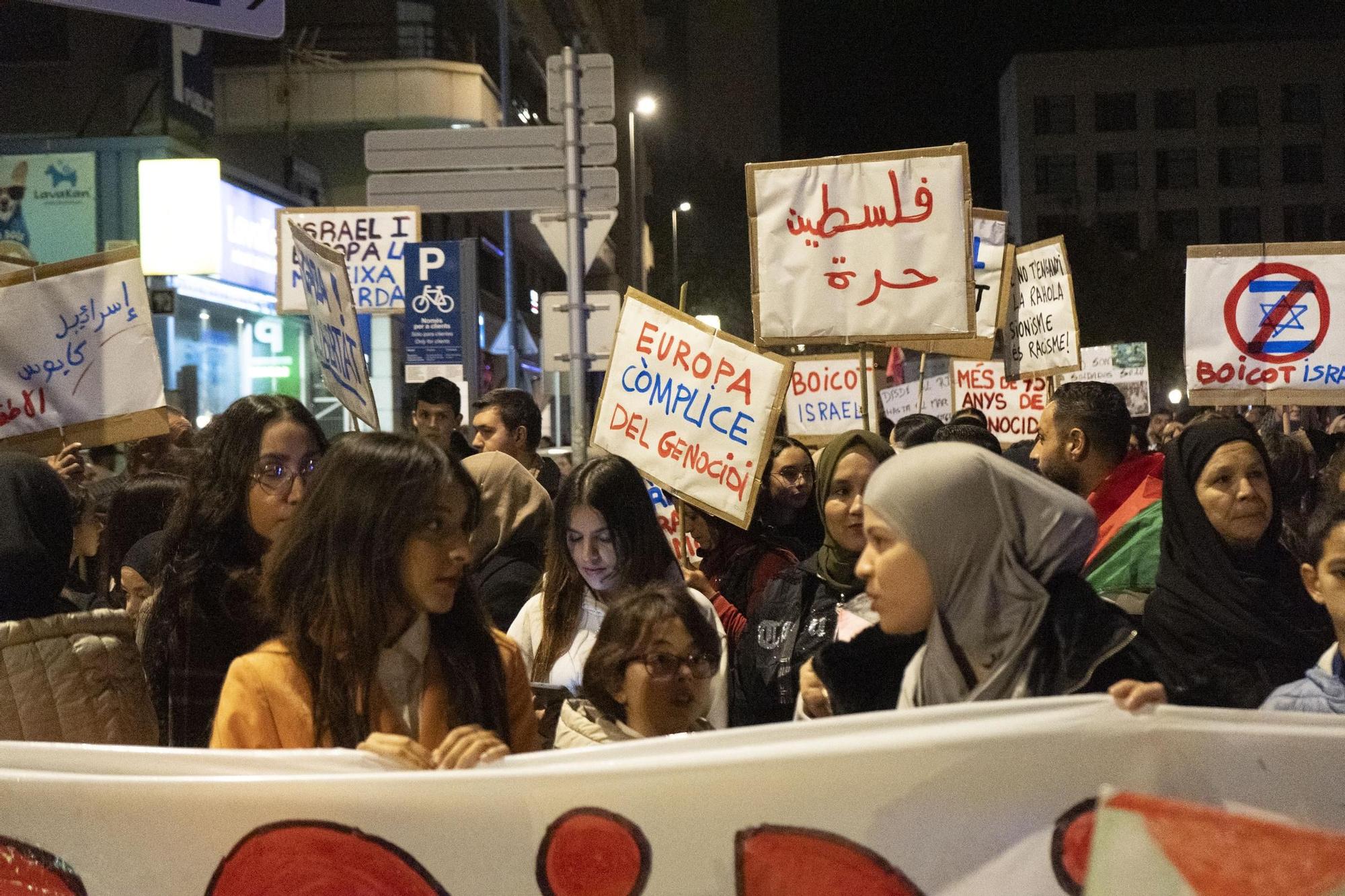 Les imatges de la manifestació a favor de Palestina a Manresa