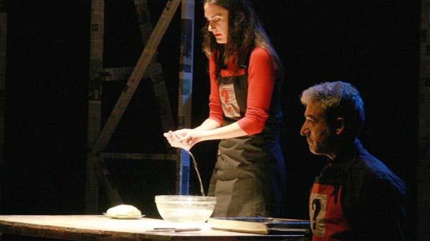 Un instante de la representación en el Salón Teatro de Lalín.