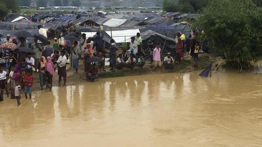 Una crisis sanitaria amenaza ahora a los rohinyá en Bangladesh