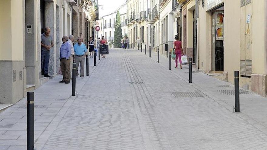 Concluyen las obras de un tramo de la calle Lucena en Antequera