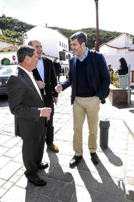 VISITA DE FERNANDO CLAVIJO A TEJEDA