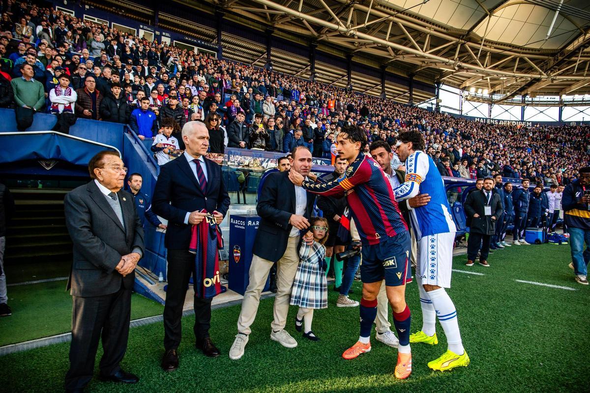 Homenaje a Delia Bullido.