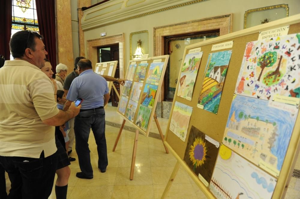 El alcalde de Murcia entrega a los niños y niñas los premios municipales del Día del Medio Ambiente