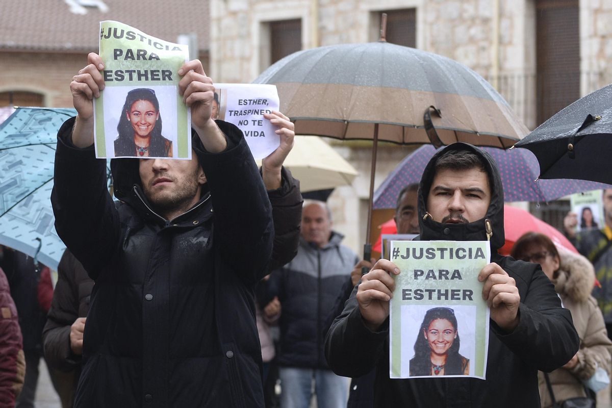 Vecinos de Traspinedo se concentran para pedir justicia y que se esclarezca la muerte de Esther López