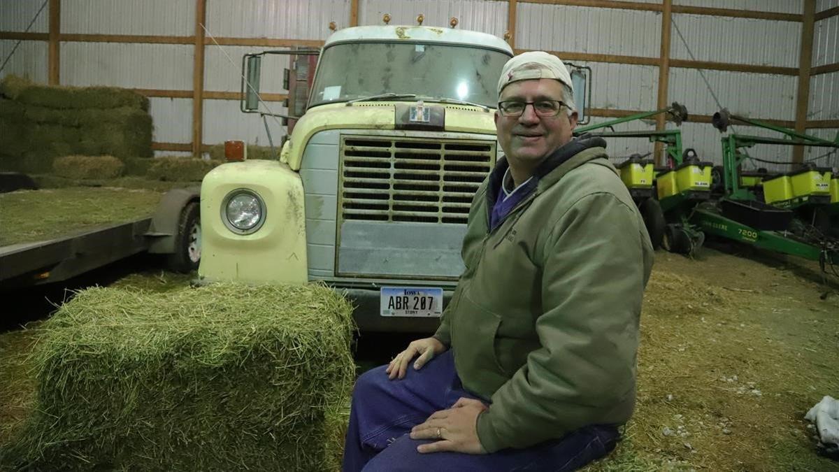 Aaron Lehman produce maíz y soja y es presidente de un sindicato de agricultores.