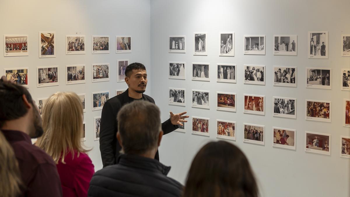 Exposición fotográfica de La Pasión de Benetússer.