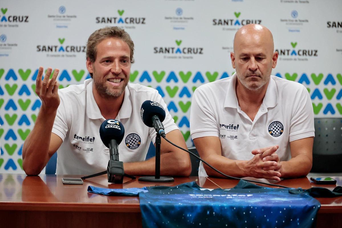 Despedida a Albert Español, entrenador del Echeyde waterpolo