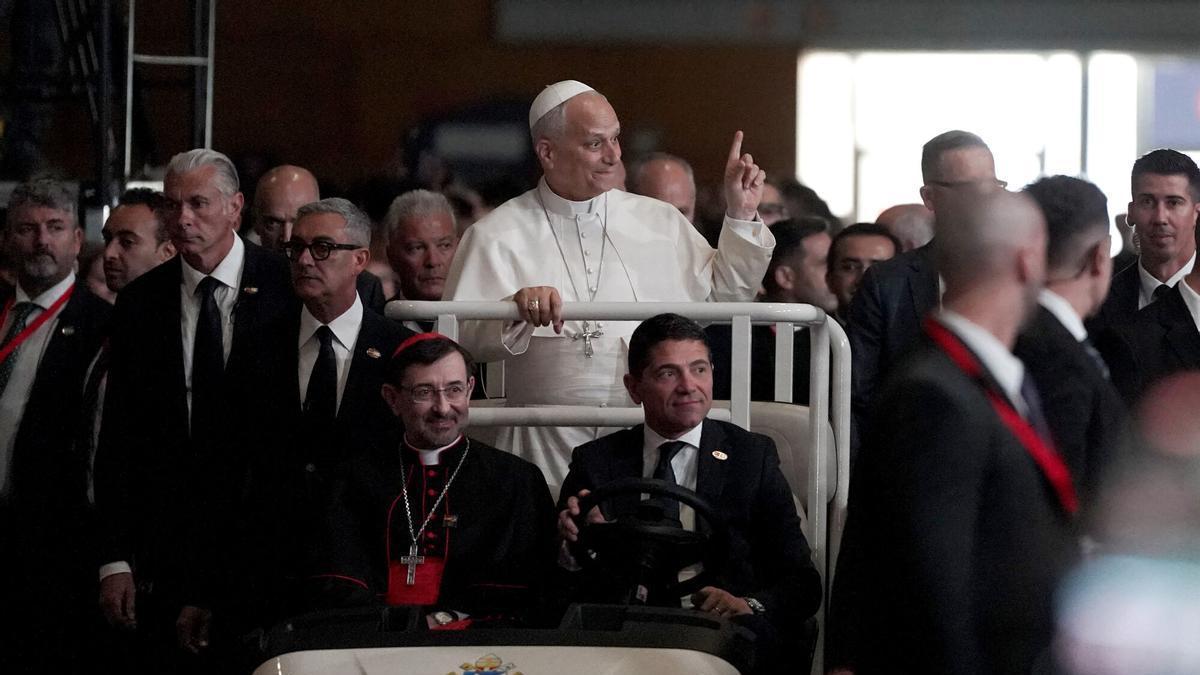 Encuentro del Papa León XIV con voluntarios en Ifema, Madrid