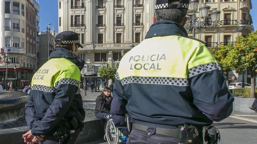 Detenido en Córdoba tras causar daños para robar en una decena de coches