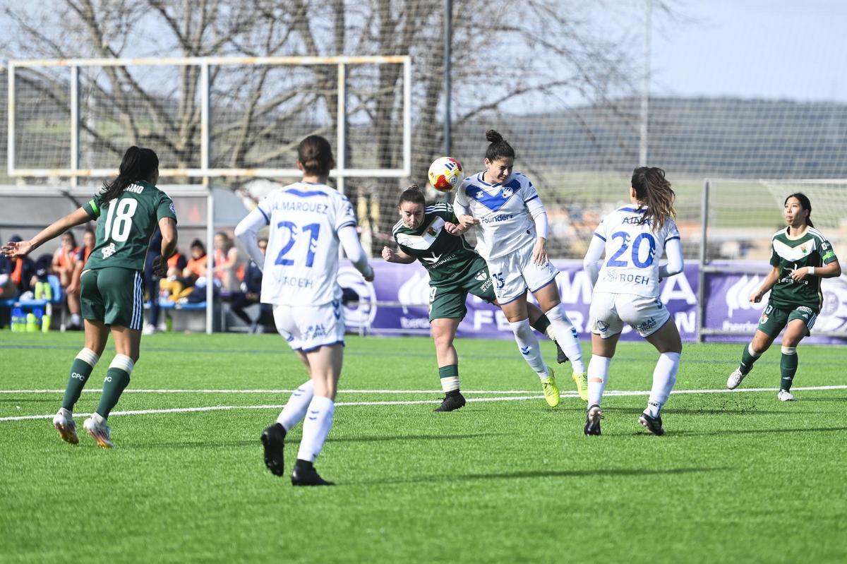 Las imágenes del Cacereño Femenino-Europa