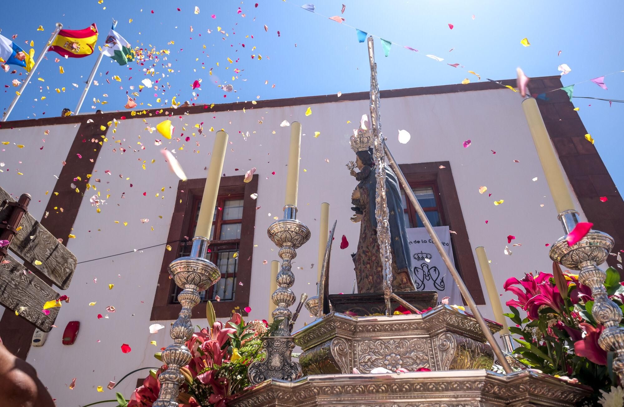 Procesión de la Virgen de La Cuevita, Artenara