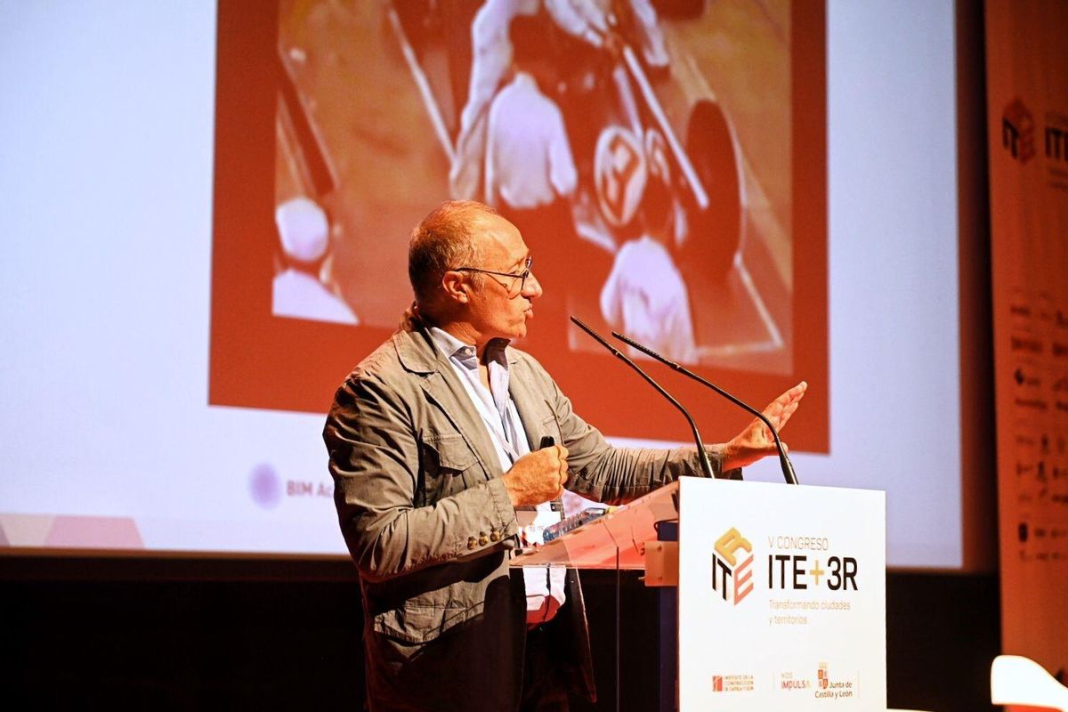 Ignasi Pérez Arnal, durante el Congreso