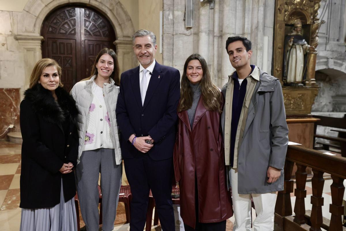 EN IMÁGENES: Martín Martín Peláez, presidente del Real Oviedo, pregonero de la Semana Santa de Oviedo