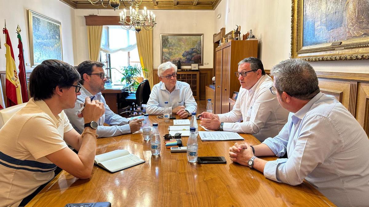 Reunión entre Diputación de Zamora y CEOE