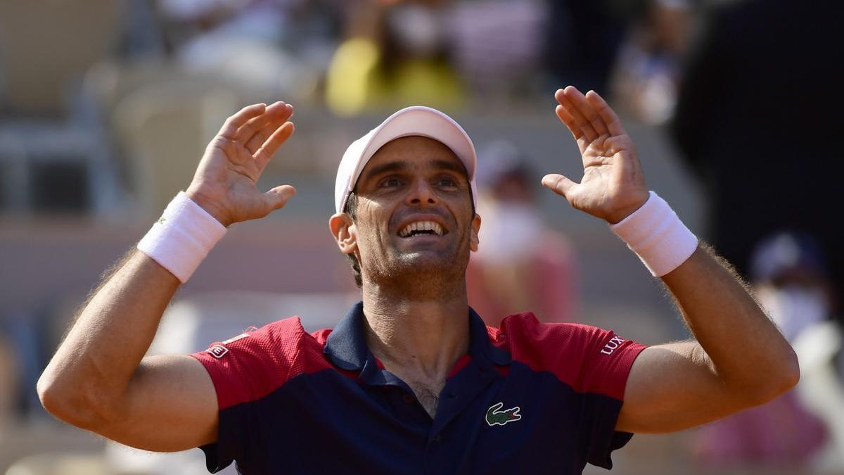 Pablo Andújar, el último español que jugó contra Federer, y que ganó al suizo