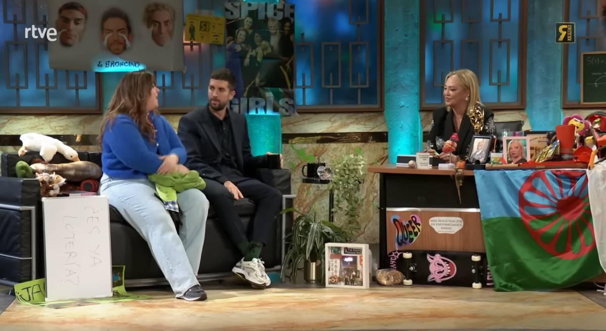 Belén Esteban toma el control del programa