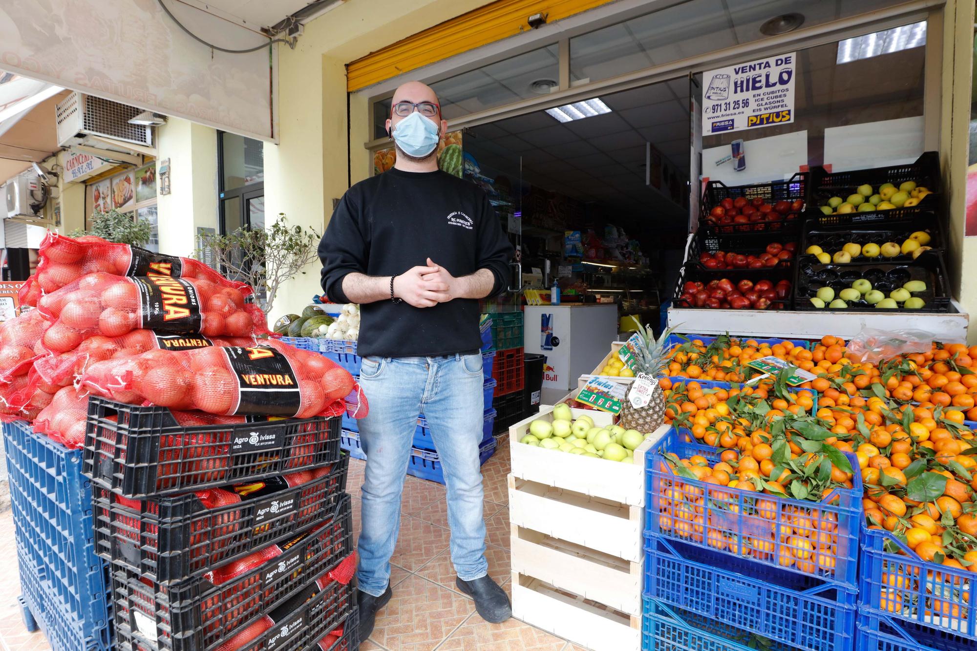 Colmados de barrio de Ibiza: cercanía y producto local para resistir