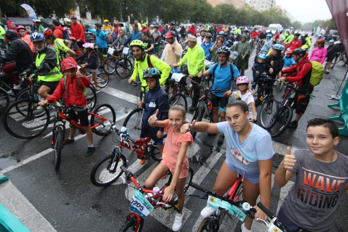 La Fiesta de la Bicicleta desafía a la lluvia