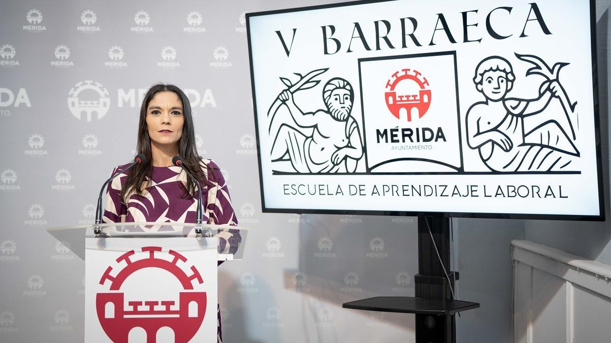 La delegada de Formación para el Empleo, Pilar Amor, durante la presentación de Barraeca V.