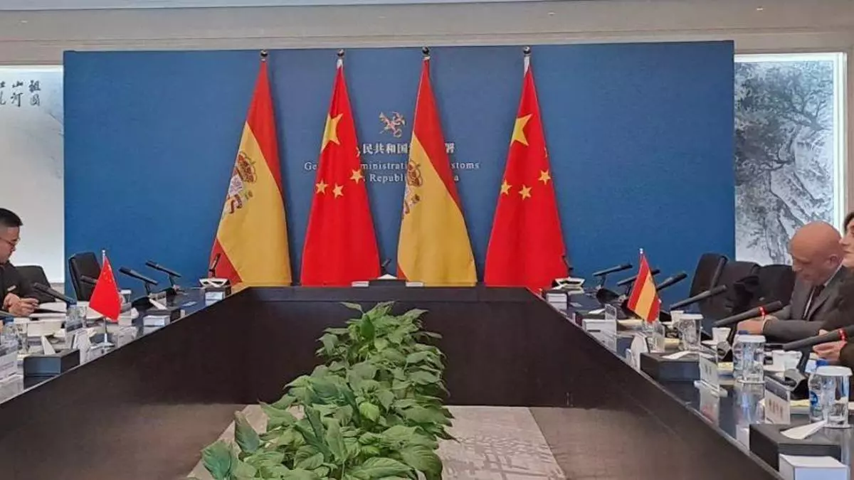 Los gobiernos de China y España firmaron documentos de cooperación sobre la inspección y la cuarentena para la exportación de productos agrícolas españoles a China