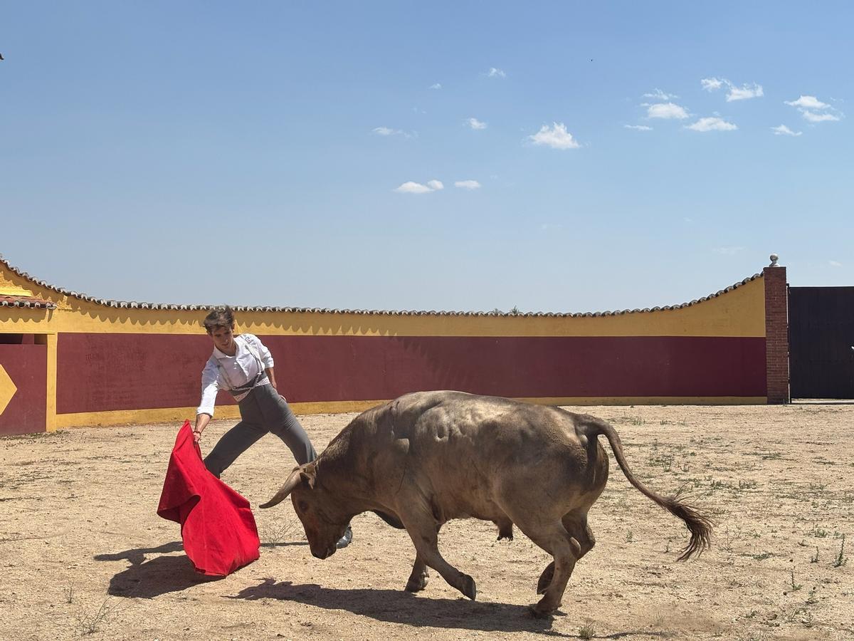 GALERÍA | Fiesta campera con el novillero Pepe Luis Cirugeda en "Toros Villalpando"