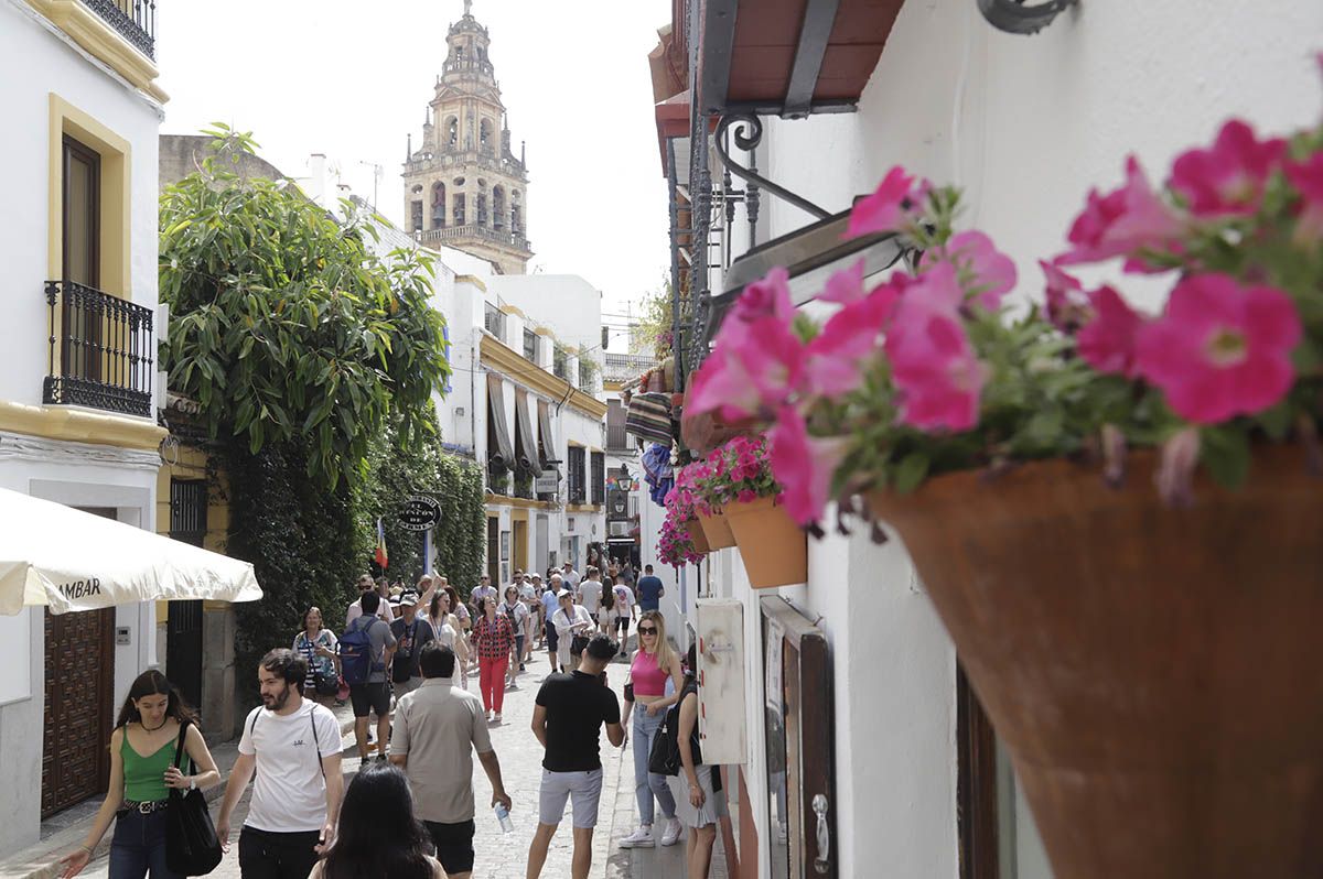 Córdoba a tope de turismo en el inicio del puente de mayo