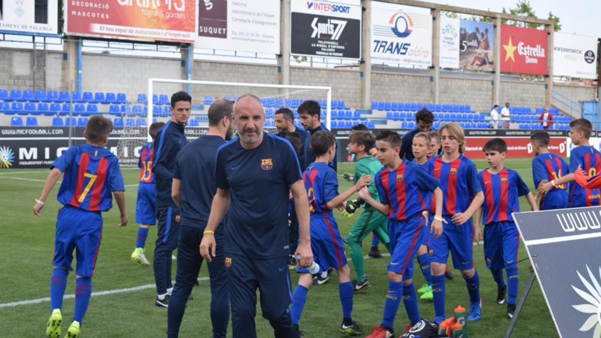 El Alevín A de Marc Serra y Pau Moral durante la celebración del MIC