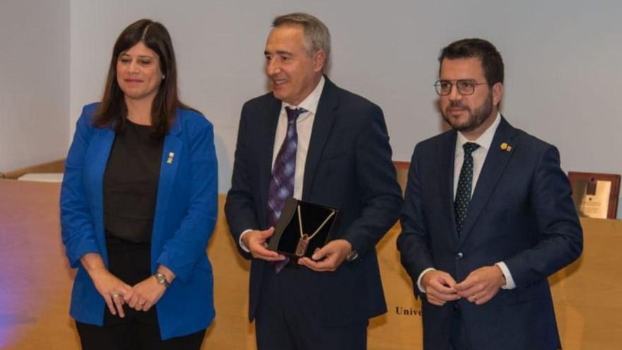 Rossell entre la consellera Geis i el president Aragonès | UPC