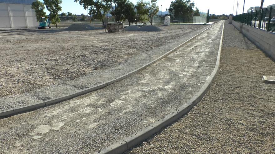 Un carril ciclopeatonal rodeará la zona deportiva de San Isidro