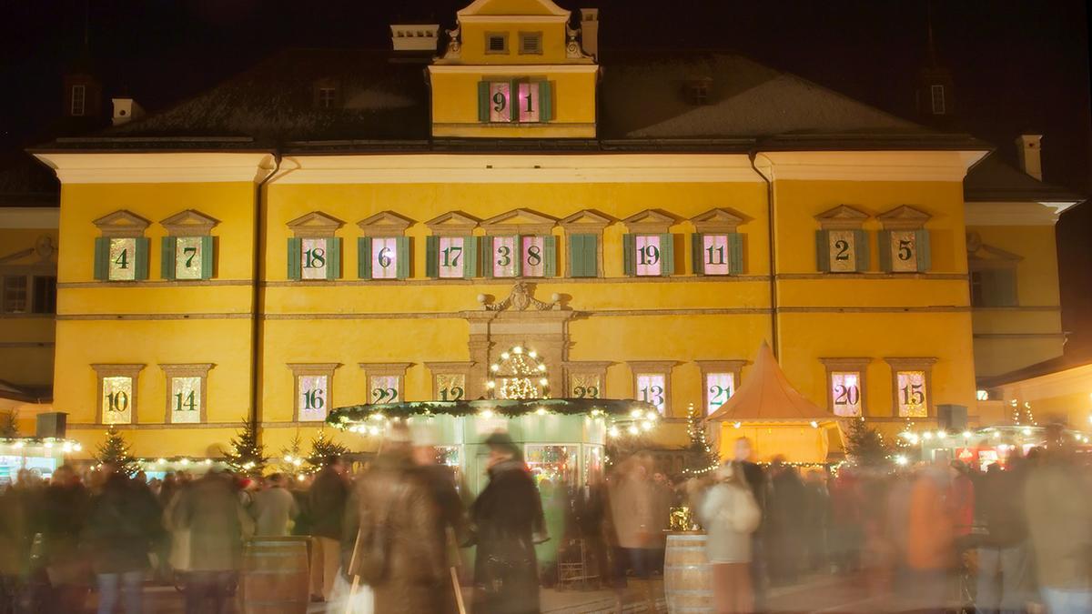 Pazo en Salzburgo, Austria usado como calendario de advento