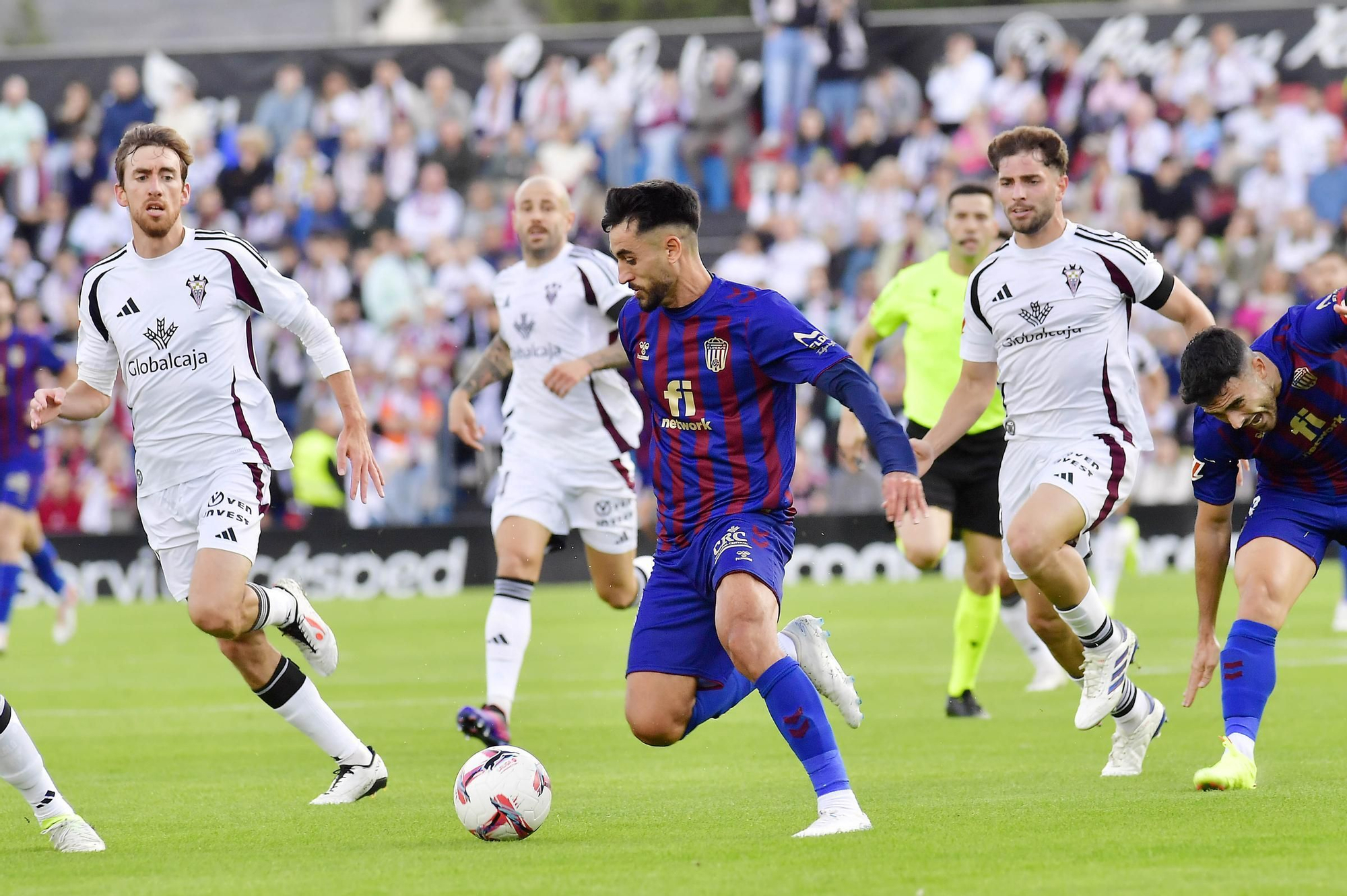 Eldense-Albacete: Juanto devuelve la sonrisa al Eldense (2-0)