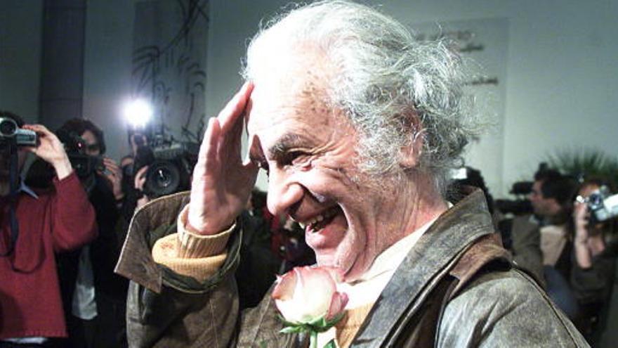 El poeta chileno Nicanor Parra es el nuevo Premio Cervantes.