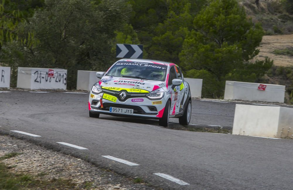 Fuster toma el mando en el Rallye de La Nucía.