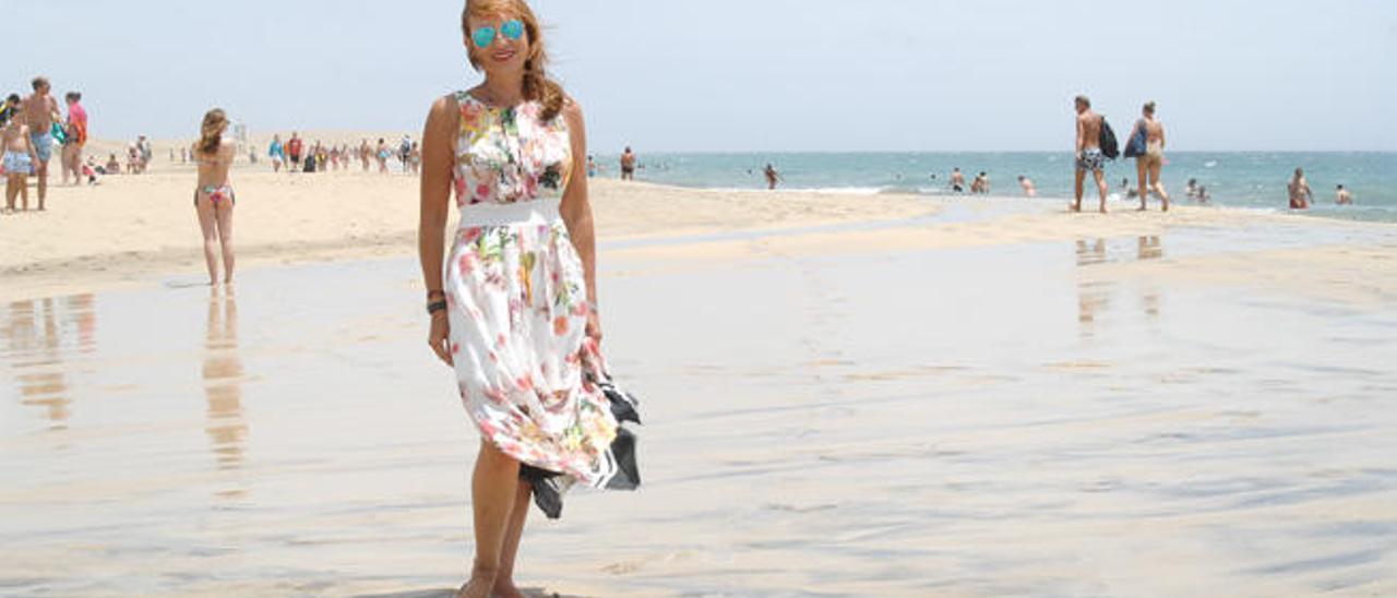 Inés Jiménez, el pasado viernes en la playa de Maspalomas.