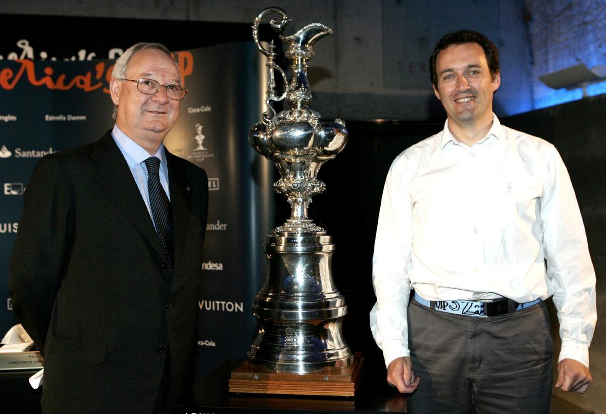 Pérez Casado fue comisionado para la Copa América. Pérez Casado fue comisionado para la Copa América.