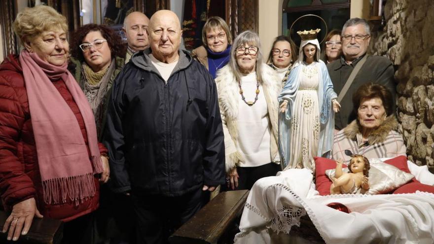 Galiana mantiene la tradición de adorar al Niño Jesús