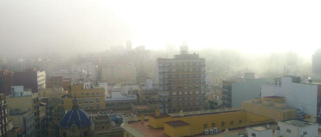 La niebla que llegó del mar