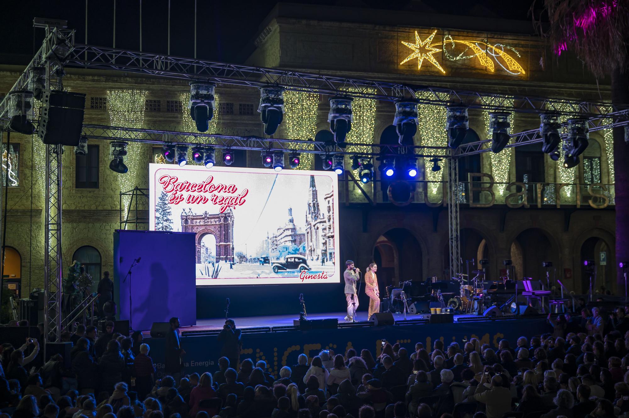 En imágenes: así brilla el alumbrado navideño de Barcelona