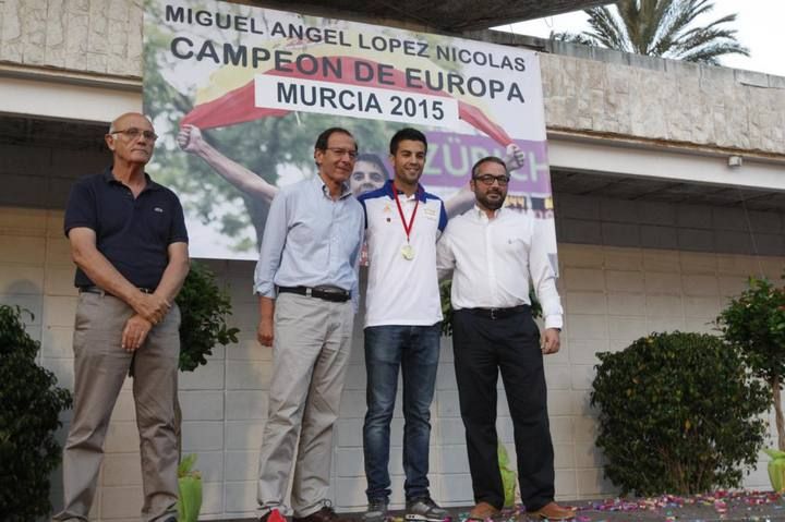 Llano de Brujas homenajea a Miguel Angel Lopez