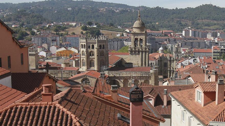Una vista de Ourense, desde el casco histórico. | Iñaki Osorio