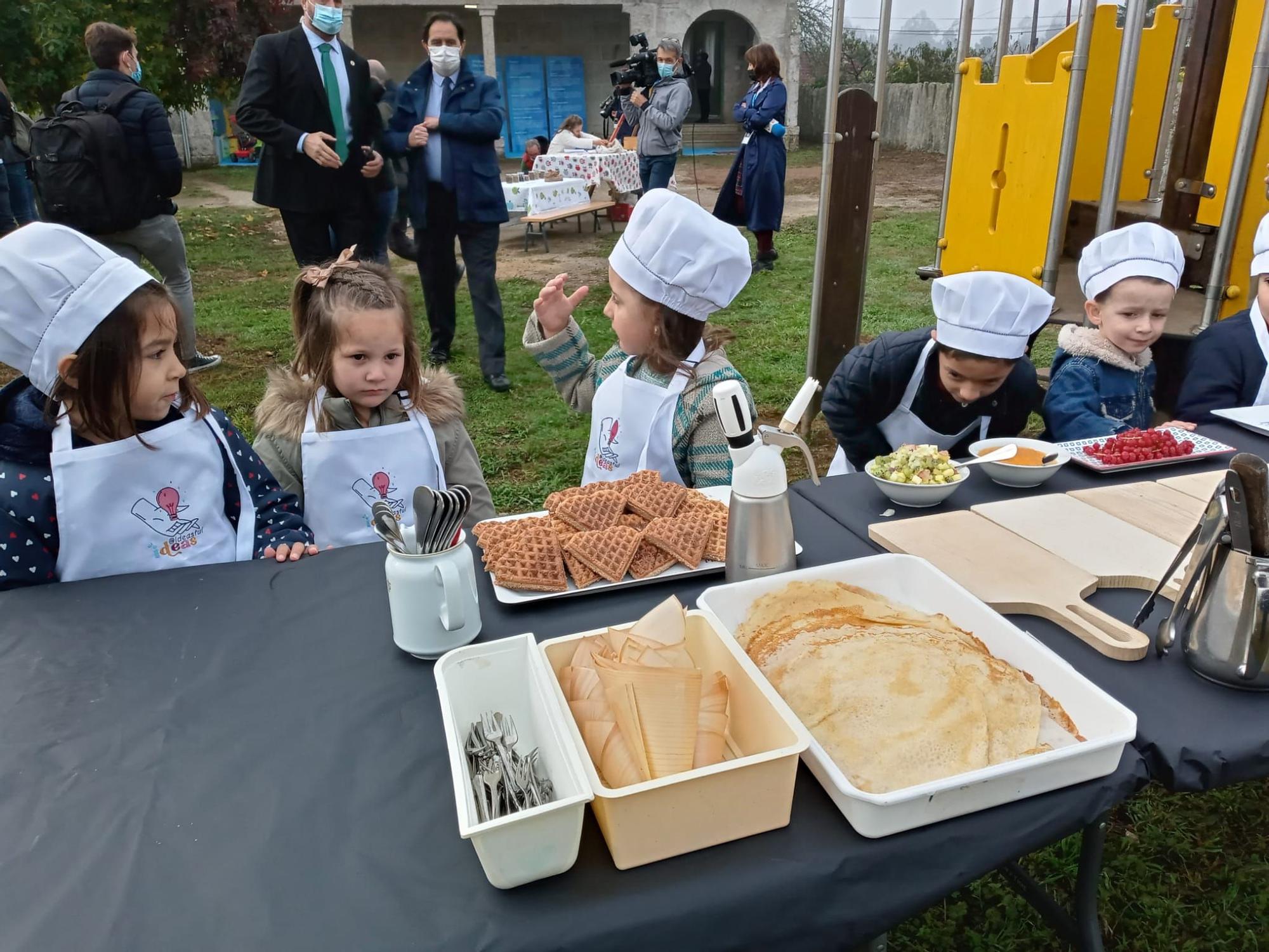 Visita de los Reyes al CRA Mestra Clara Torres de Tui